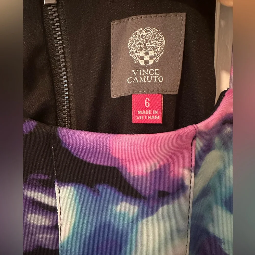 Vince Camuto Floral Scuba Watercolor Dress - Fit & Flare with Pockets - Picture 7 of 10